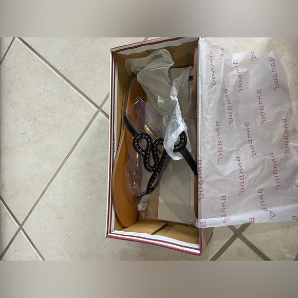 Bamboo Sandals - Picture 6 of 8